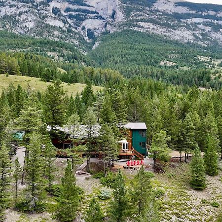 Canmore Alpine Hostel - Alpine Club Of Canada Екстер'єр фото