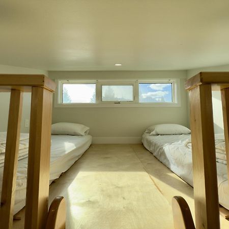 Canmore Alpine Hostel - Alpine Club Of Canada Екстер'єр фото