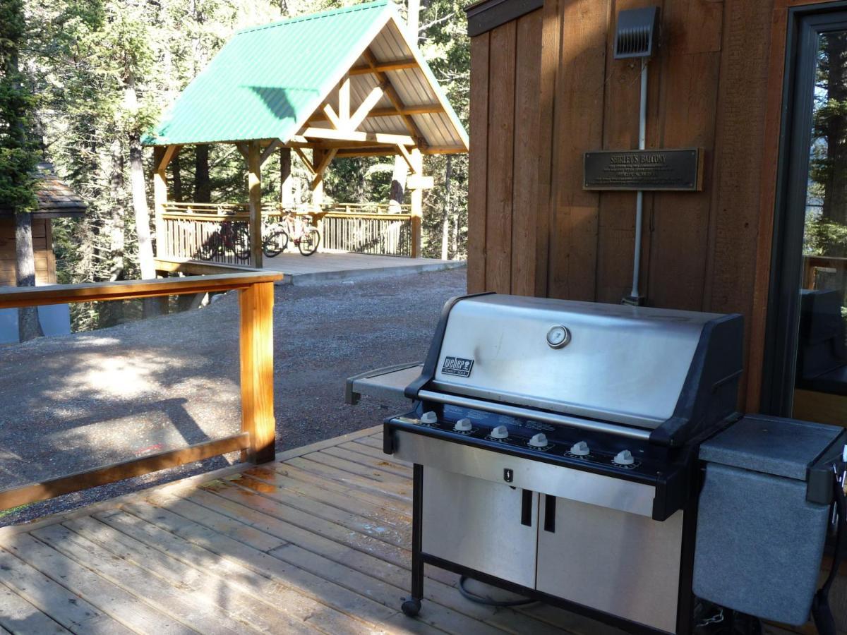 Canmore Alpine Hostel - Alpine Club Of Canada Екстер'єр фото