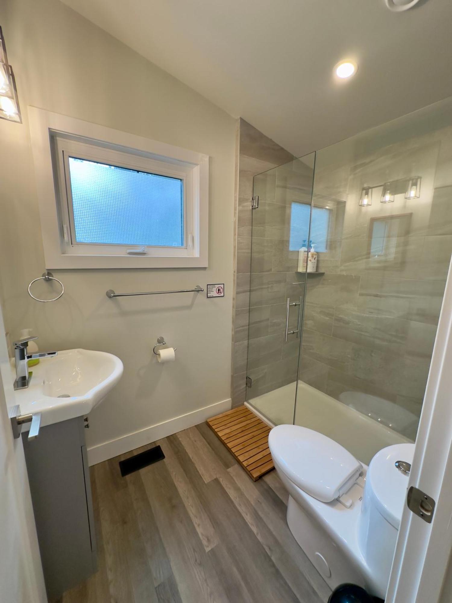 Canmore Alpine Hostel - Alpine Club Of Canada Екстер'єр фото